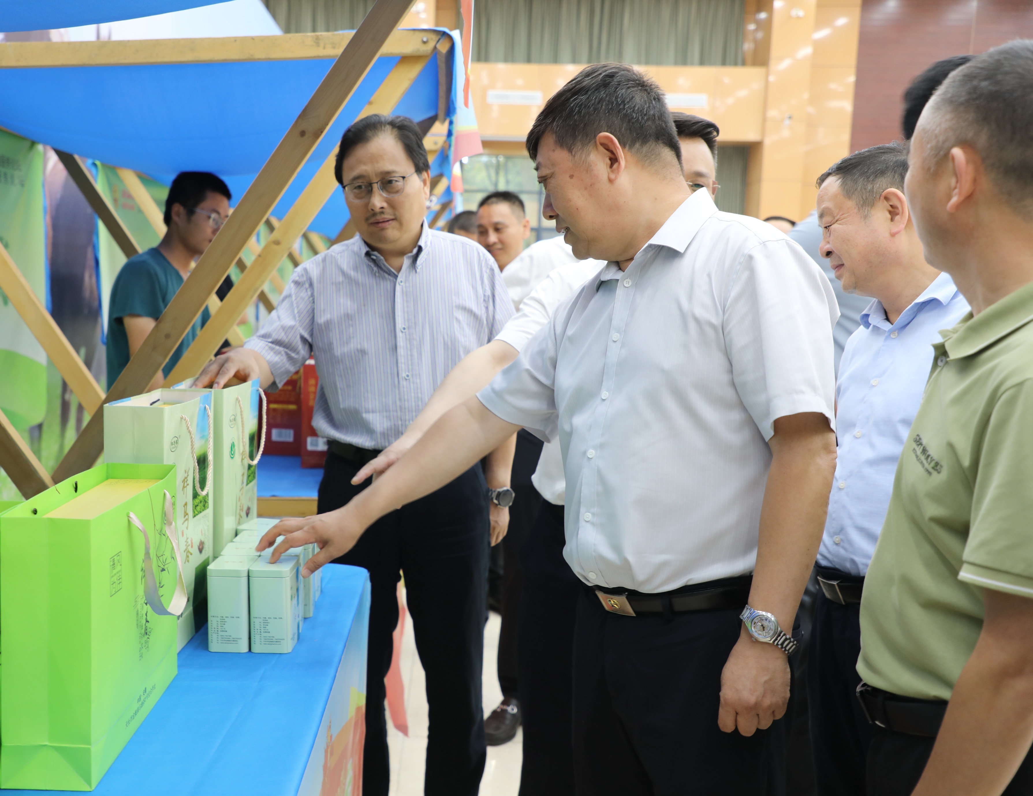 d8129852e4eb9d82e6cdbc4431b5096.jpg d8129852e4eb9d82e6cdbc4431b5096.jpg